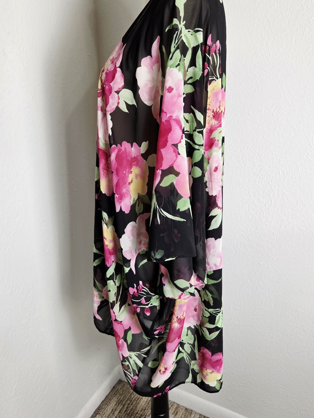 Emerald Black Waterfall Kimono with Pink & Mint Green Floral Print, One Size - Picture 5 of 10